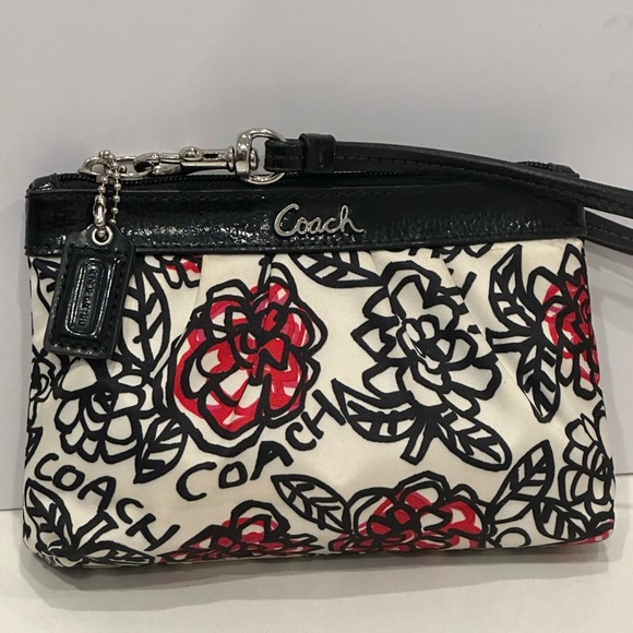 COACH POPPY FLORAL GRAFFITI MINI CLUTCH/WRISTLET NWOT - Picture 1 of 7